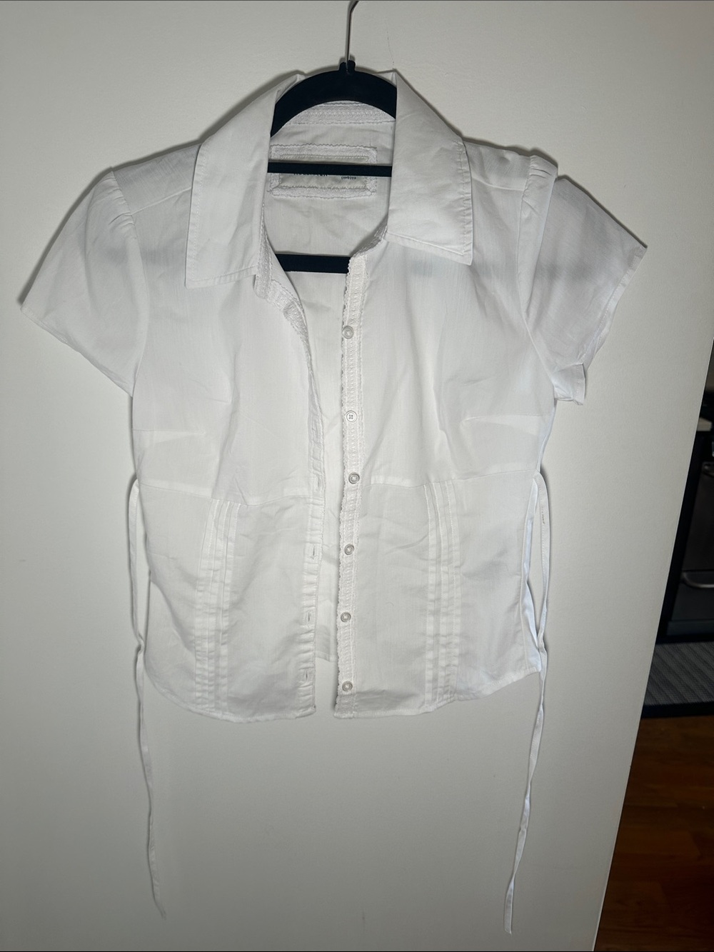Hollister White Short-Sleeve Button-Up Top with Side Ties